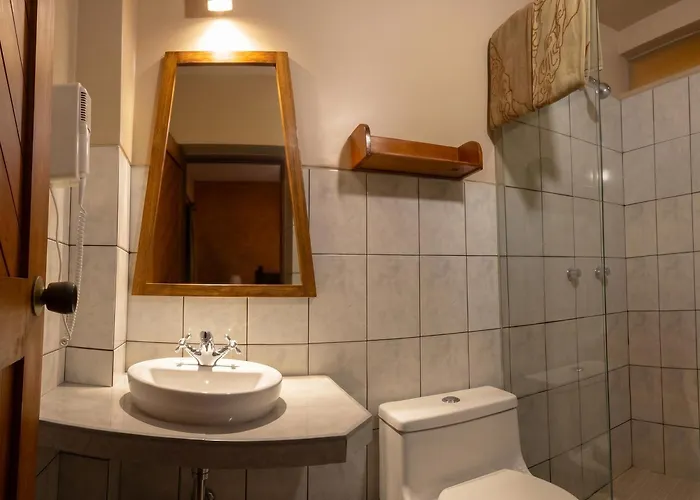 Machu Picchu Hotel *